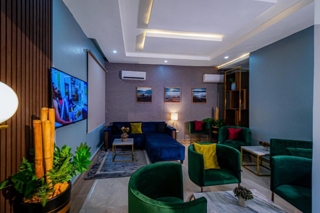 Wali'S Suites Abuja Kültér fotó