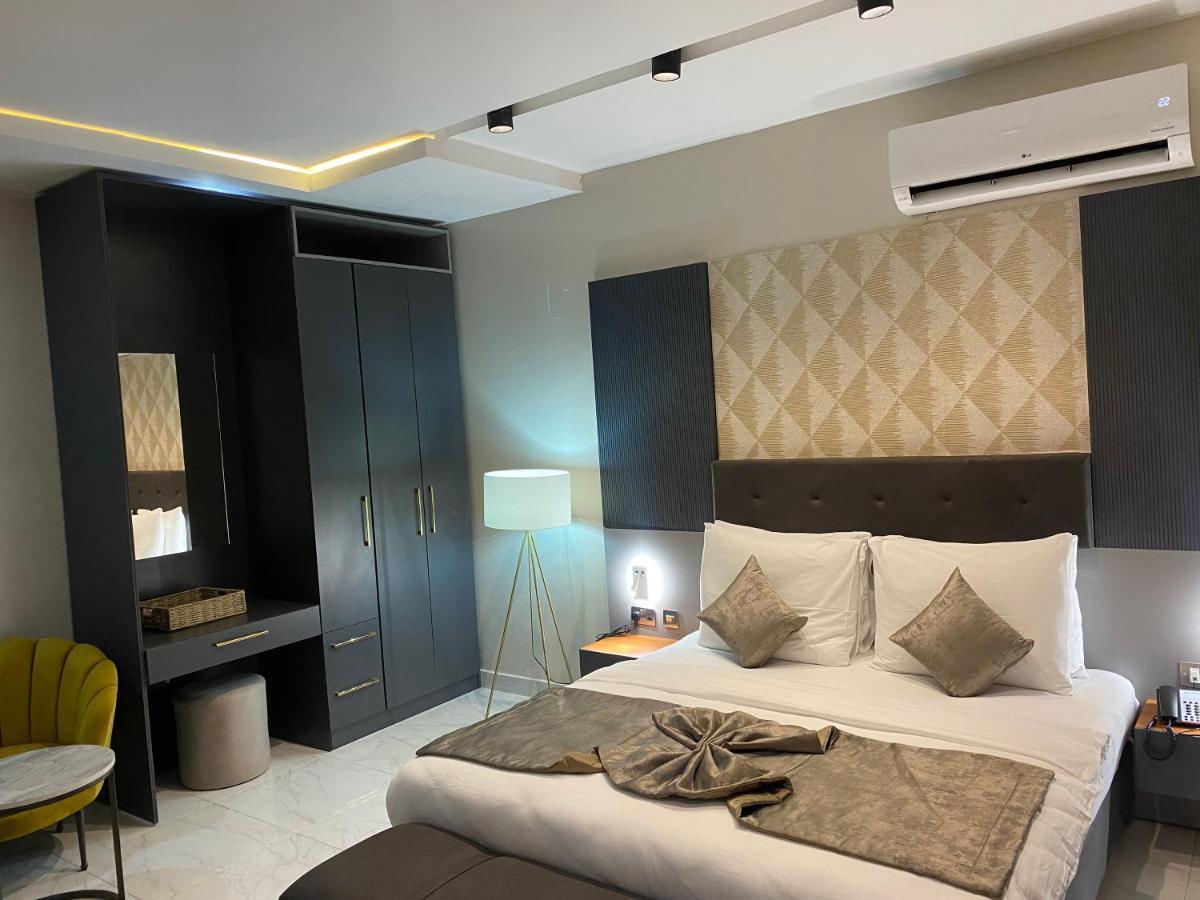Wali'S Suites Abuja Kültér fotó