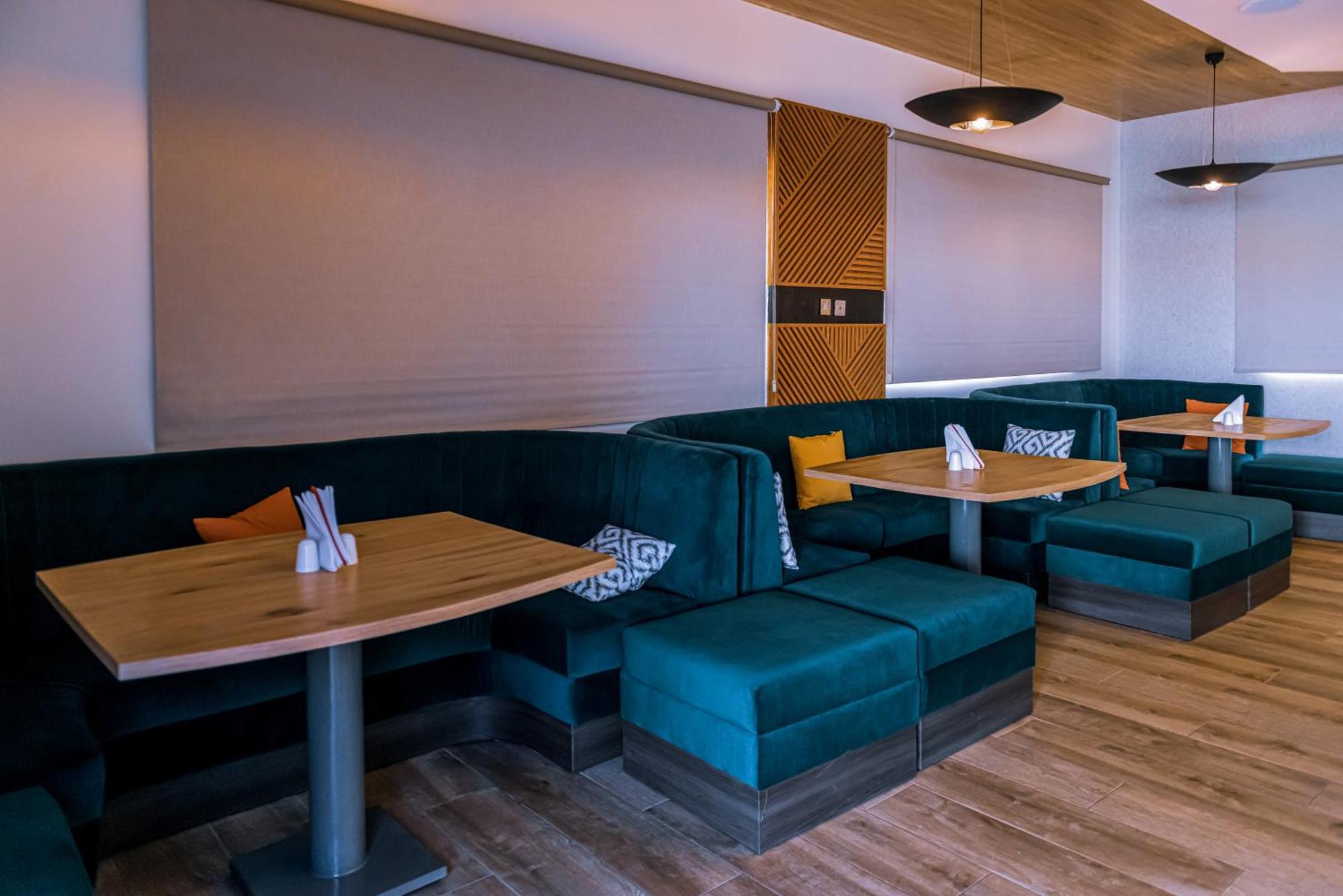 Wali'S Suites Abuja Kültér fotó